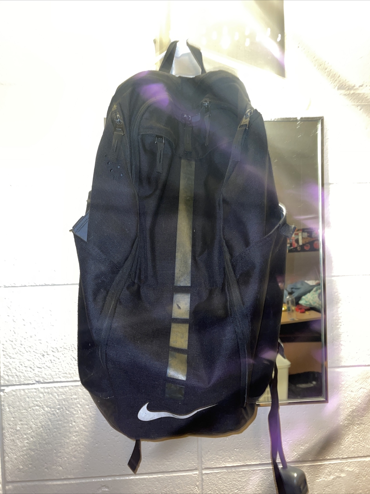 Nike Hoops Elite Pro Backpack Black with Gold Strip (… Gem