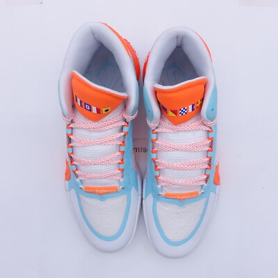 Size 9.5 Men display picture 3