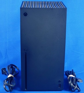 Xbox Series X 1 TB Model 1882 w/ HDMI & Power Cord FOR PARTS OR REPAIR READ!