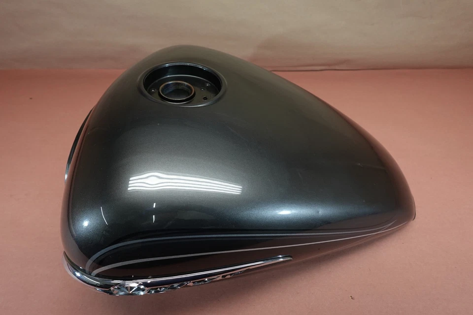 Yamaha VStar 1300 V Star XVS1300 2007-2015 tanque de gasolina pila de combustible depósito de gasolina Foto 4 de 4