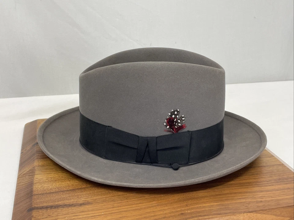 复古男式 7 中号朝圣者黑貂饰面海狸 Fedora 帽子灰色毛皮毛毡 1950 年代 — 第 2/4 张图片