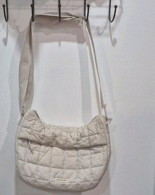 Reebok Women s Beige Solid Crescent Shoulder Bag w/ Zip Closure Adjustable Strap