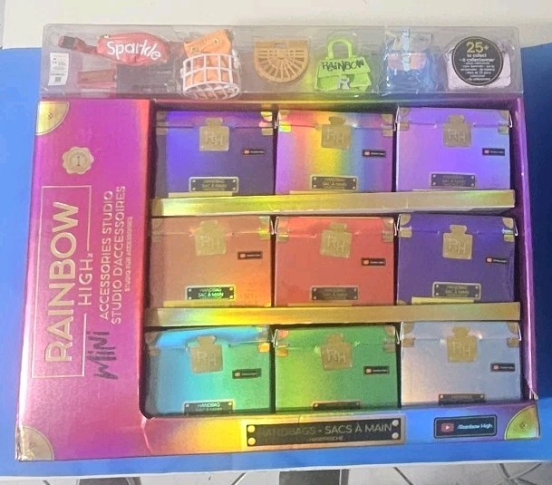 Rainbow High COMPLETE Display Case & 27 Mystery Boxes Handbags