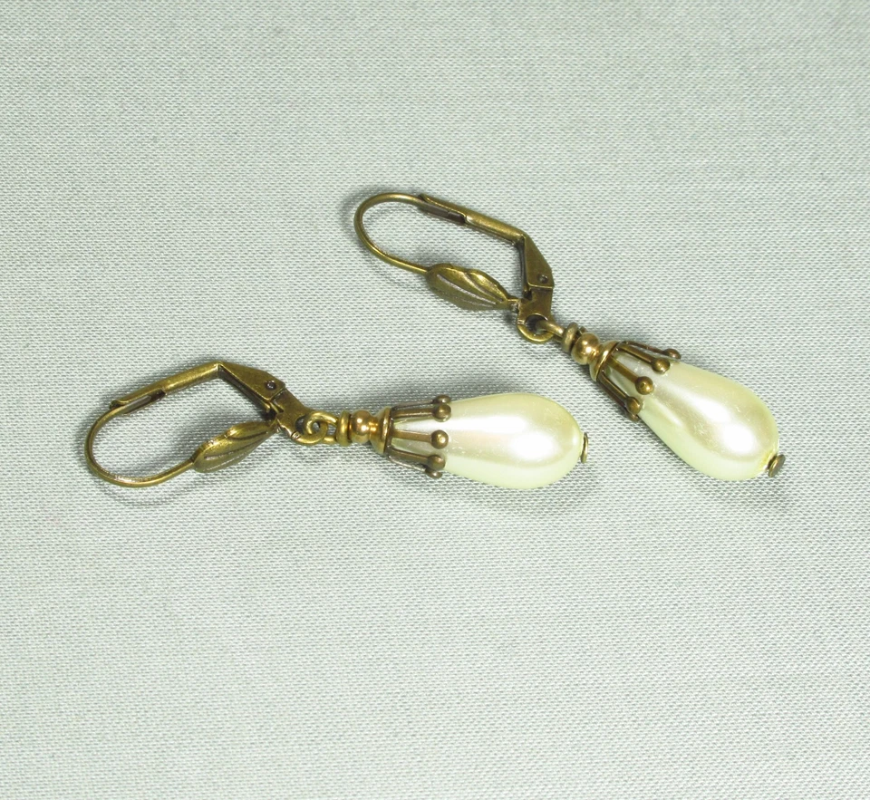 Ohrringe PERLENTROPFEN Vintage Stil Perlenohrringe Imitat Imitatperlen (2485) - Bild 4 von 4