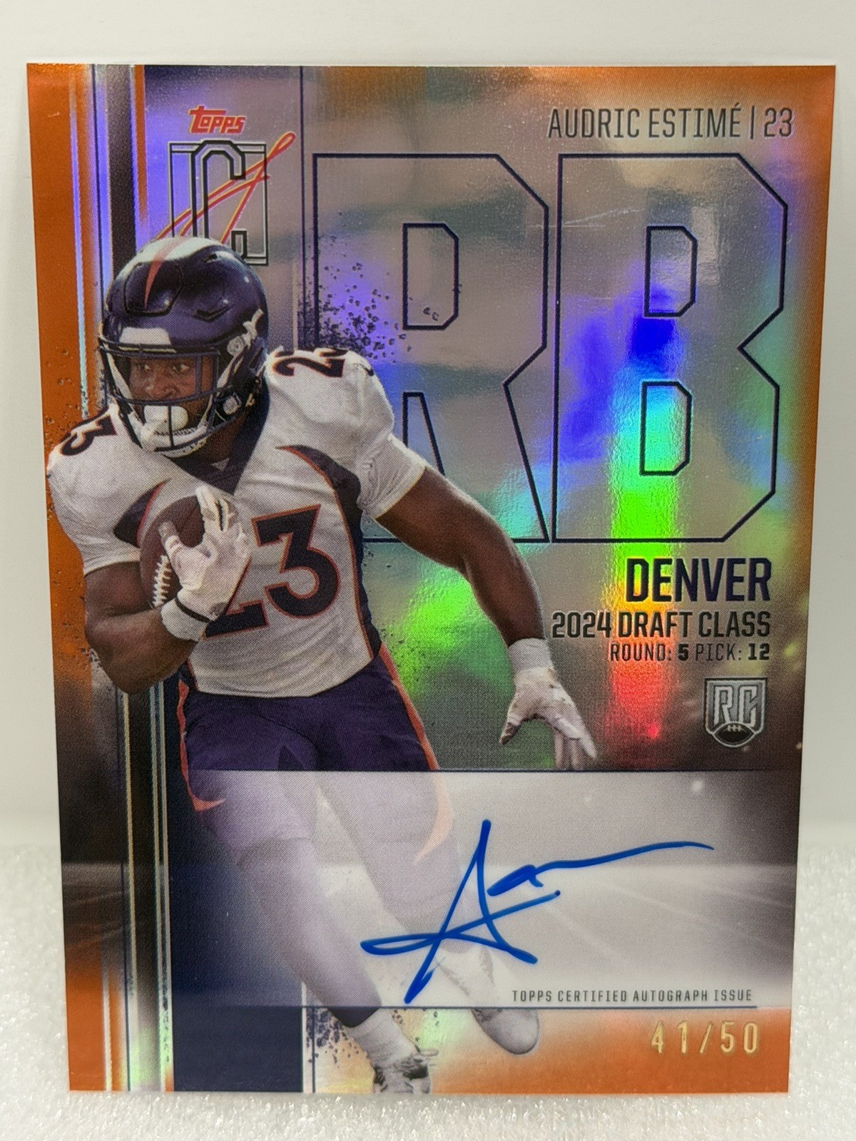 Audric Estime Topps Signature Class Rookie Class Chrome Autograph Variation #RCVAE Orange Refractor
