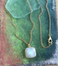 NATURAL MOONSTONE ARTISAN HANDMADE SUNDANCE CHARM NECKLACE GOLD PLATED JEWELRY