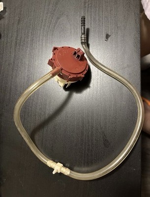 Alliance Laundry, Pressure Switch, Water Level F8223001