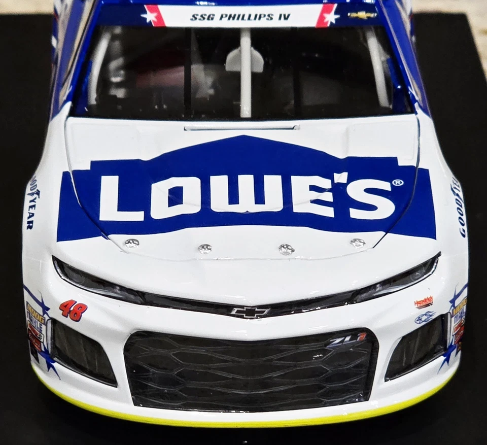 2018 #48 Jimmie Johnson Lowe's Patriotic Camaro Coca-Cola 600 1:24 diecast raro Foto 3 de 4