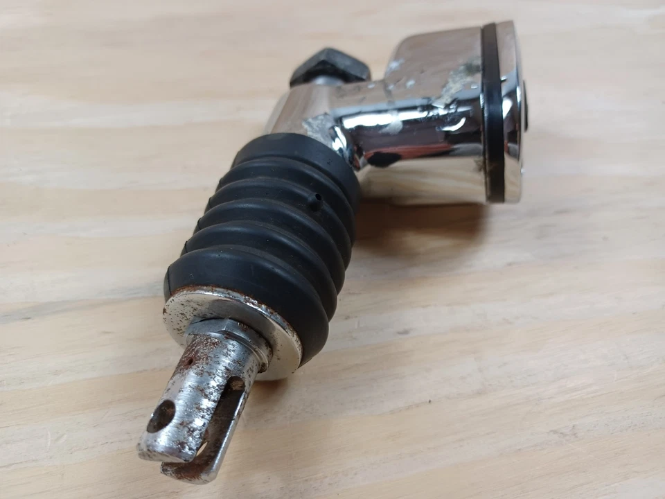 2002 Harley FLSTC Softail Heritage Chrome Rear Brake Master Cylinder 41755-99 - Изображение 3 из 4