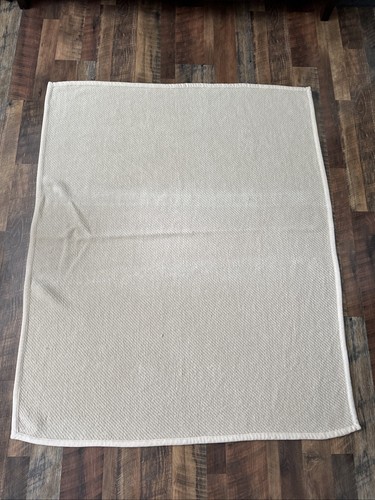 Pottery Barn Warm Throw Blanket Tan Chenille 50 x 60" - Picture 4 of 9