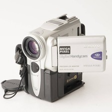 Sony HANDYCAM DCR-PC101 Carl Zeiss Vario-Sonnar 10x Optical Zoom