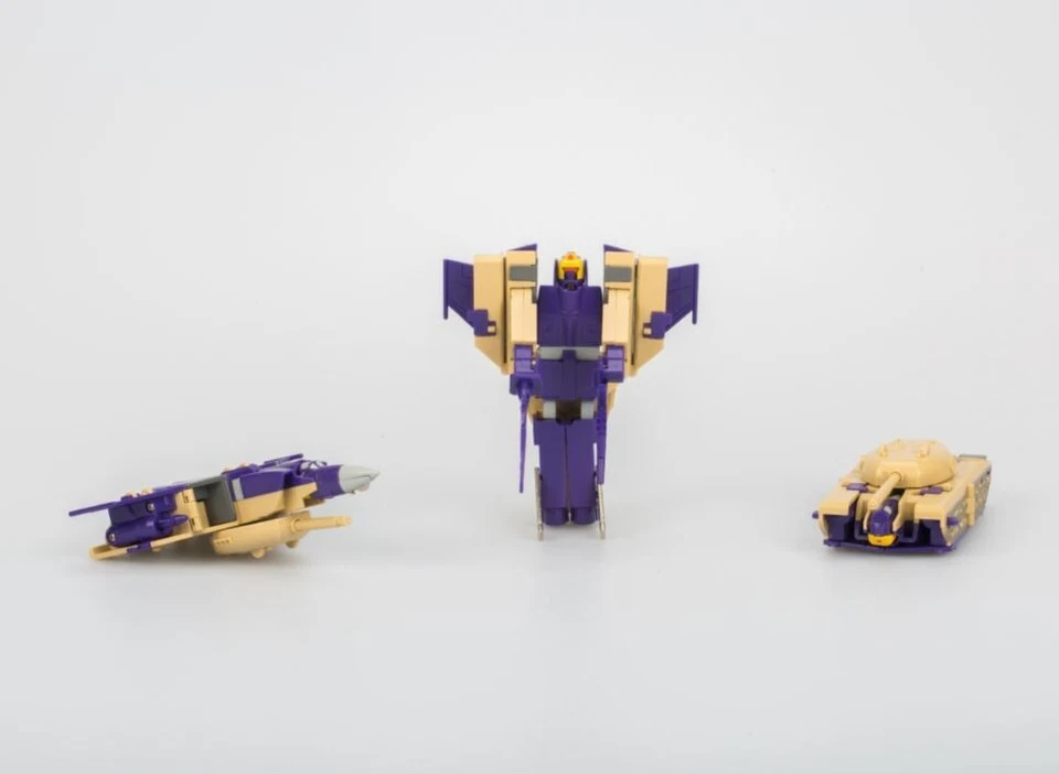 TRANSFORM G1 Reissue Blitzwing Brand New Free Shipping - Image 2 of 4