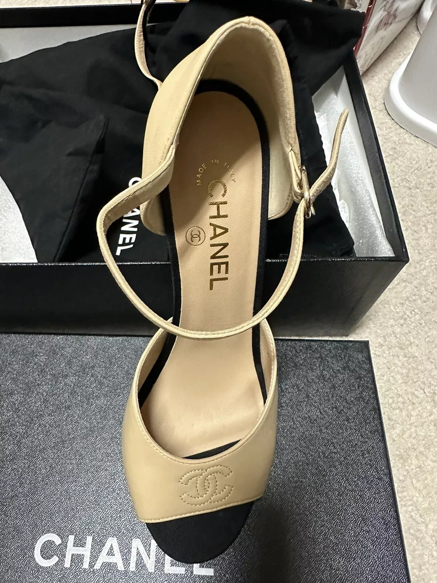 AUTHENTIC Chanel women shoes with pearl size 40