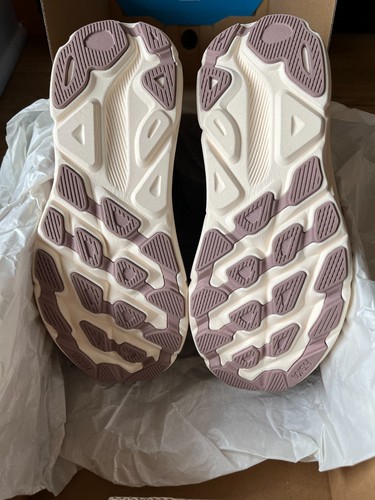 Hoka Clifton 9 Sneakers in Rare Obsidian Quartzite, Women's Size 8.5 - Picture 7 of 8