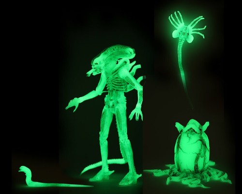 SDCC 2020 NECA EXCLUSIVE ALIEN ULTIMATE 