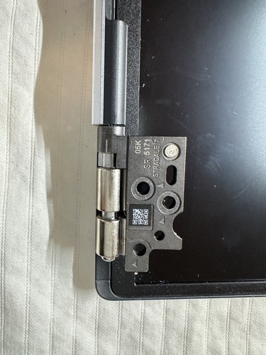 DEFECTIVE DELL XPS 17 9700 9710 Non Touch SCREEN LCD Silver 38J46 RXJH6 S19 - Picture 4 of 6