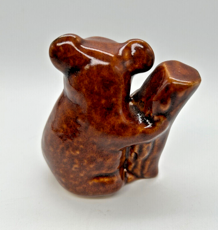 Vintage (1970s) Bendigo Pottery Koala Made in Australia pristine