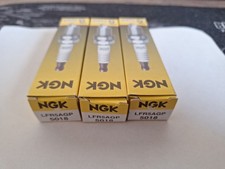 Pack Of 4 Genuine NGK Platinum Alloy Spark Plugs. LFR5AGP 5018 2002-2005 Nissan 