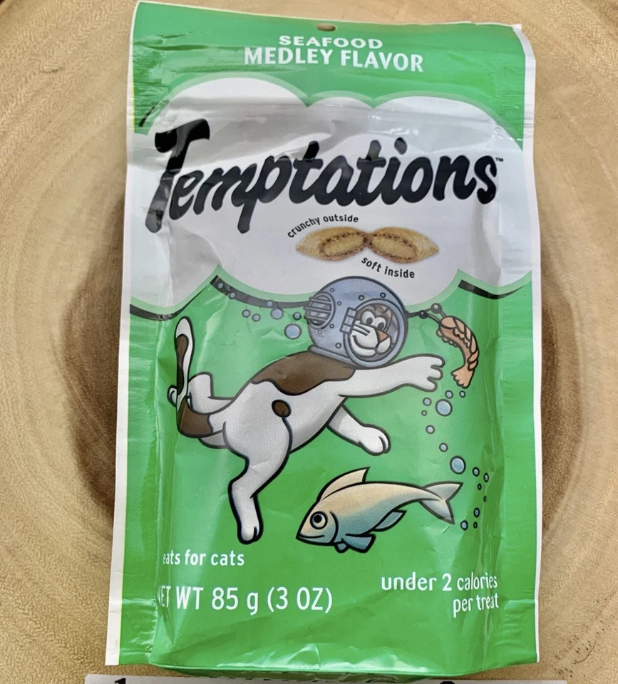 TEMPTATIONS Cat Treats All Cats Love:) Factory Direct! Fast Free Shipping! NWT! - Image 2 of 4