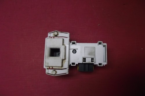 Waschmaschine HOOVER DYNS7144D1X TÜRSCHLOSS