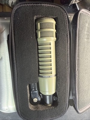 Electro-Voice RE20 Broadcast Announcer Microphone with Variable-D