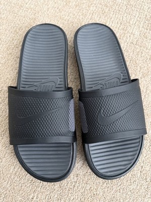 Nike Benassi Solarsoft Slide Sandals Slippers Black (Men's Size 11)