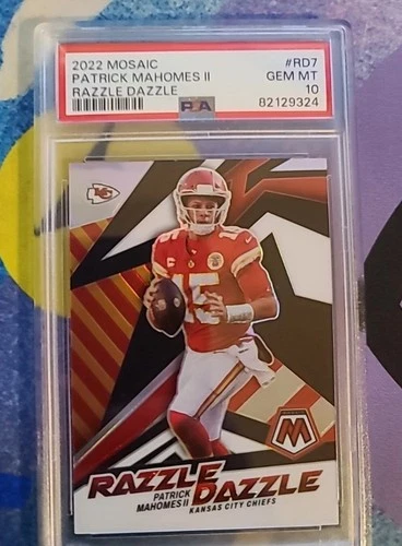 2022 Mosaic Patrick Mahomes II Razzle Dazzle Gem Mint PSA 10 SSP Case Hit