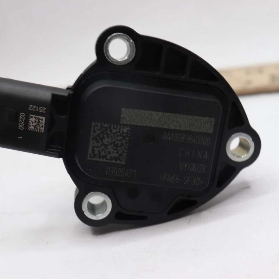 Seat Petrol Engine Oil Level Sensor AAA9081640000 - Image 2 of 4