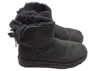 UGG Damen Stiefel Mini Bailey Bow Schwarz Gr. 39 Veloursleder Schleife