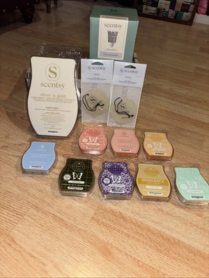 Scentsy Lot- includes 1 Mini warmer, 1 Wax brick, 8 wax bars & 2 scent circles