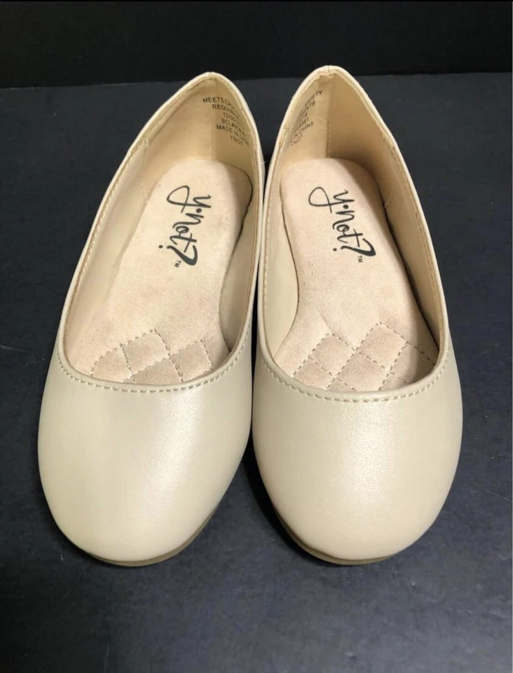 Elegantes planos beige Y-Not Thesis. NUEVO EN CAJA Niña Talla 8M Envío Gratis Foto 2 de 4