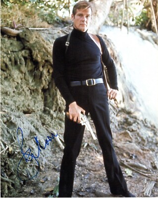 Roger Moore Autogramm - James Bond - 007 - signed 10x8 Foto - Beckett COA