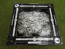 Mesa de dominó con precioso marco negro brillante y mesa de billetes de $100