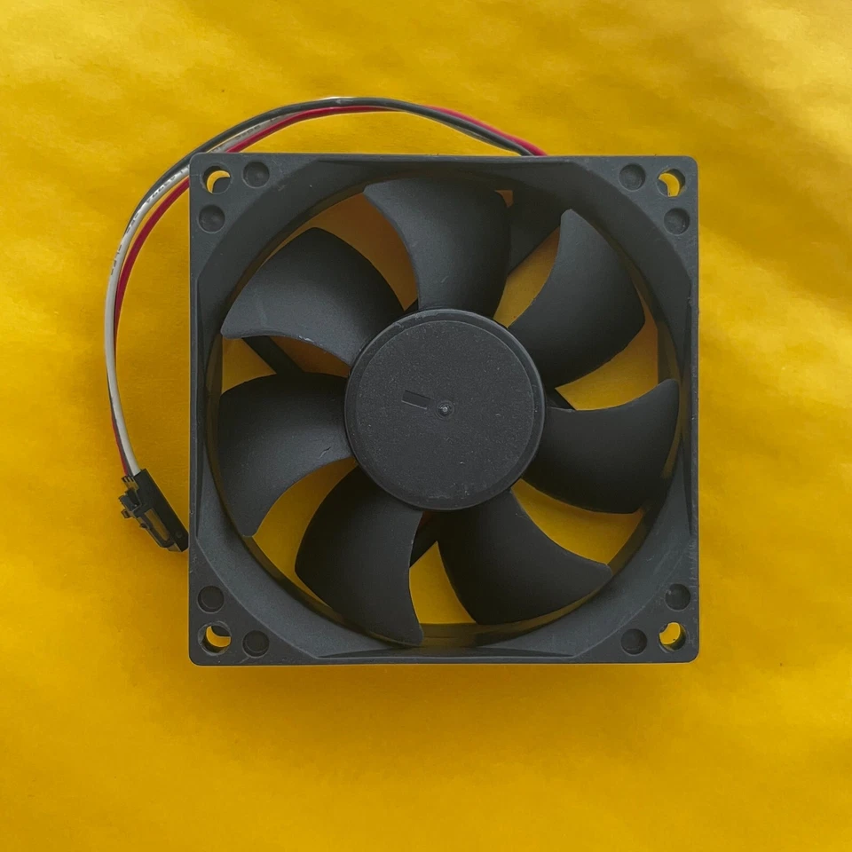 AVC DS08025B12H-014 12V 0.30A 80mm computer CPU chassis mute cooling fan - Image 2 of 2