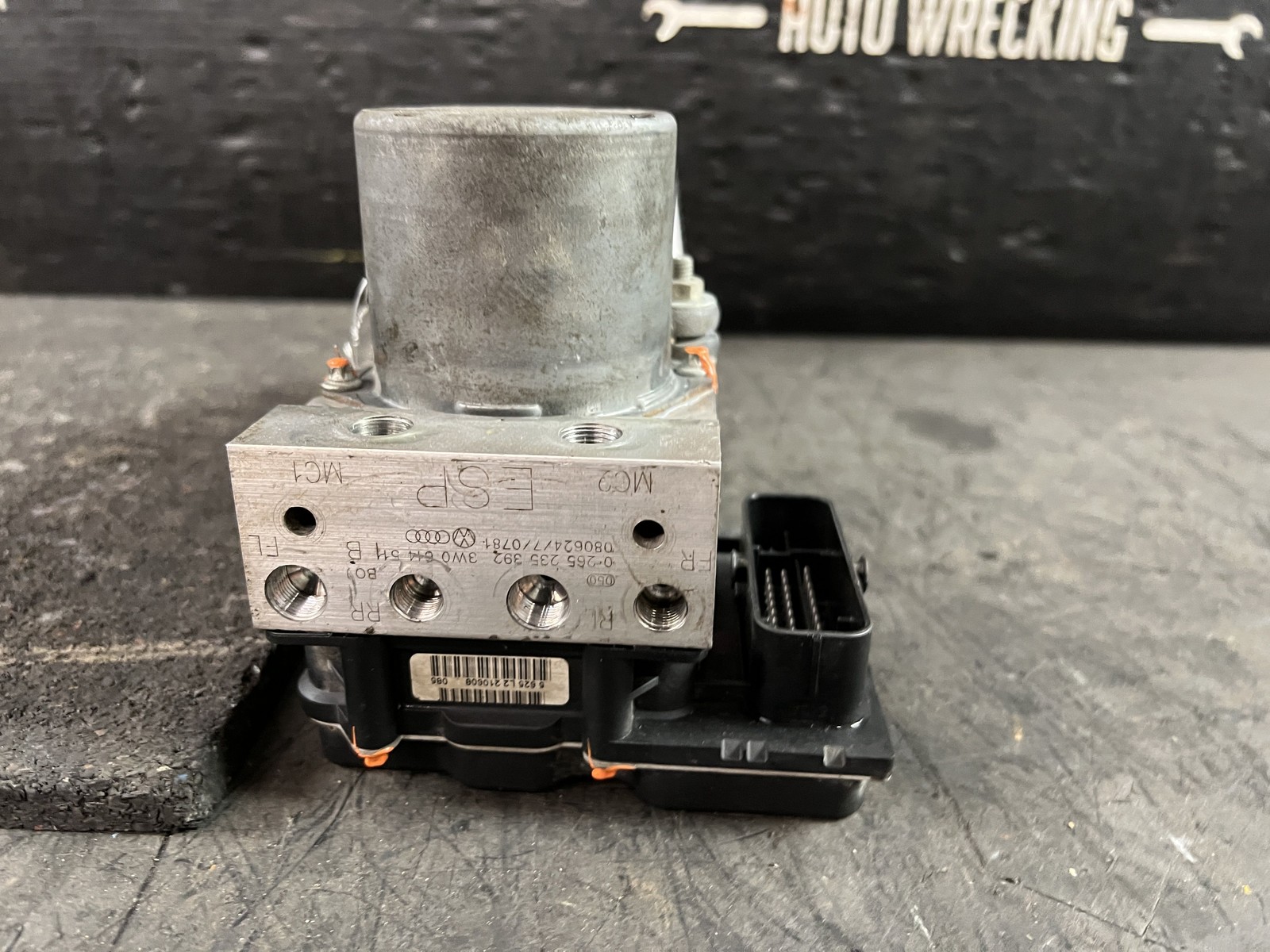 06-12 BENTLEY CONTINENTAL ABS ANTI LOCK BRAKE PUMP MODULE MODULATOR 265950741