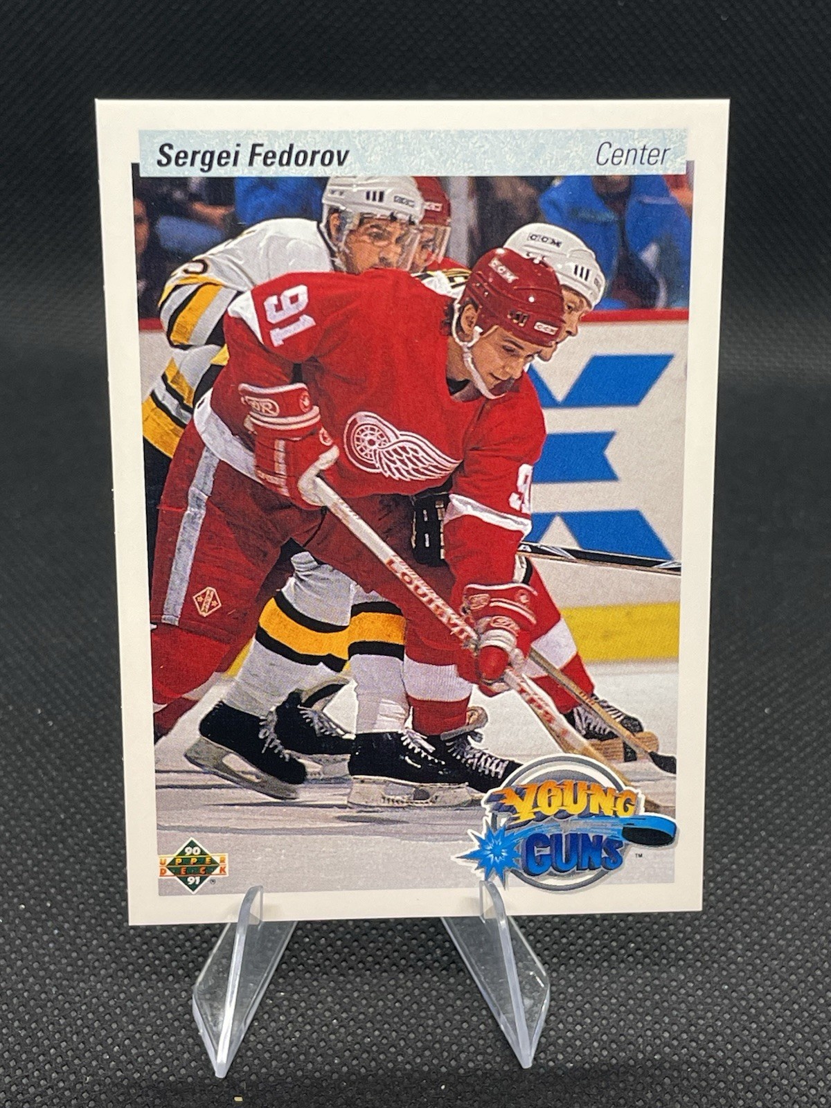 Sergei Fedorov 1990-91 Upper Deck #525 Rookie Wings Young Guns Red Wings