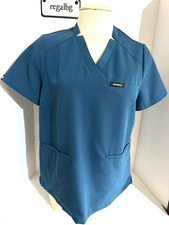 Jaanuu Women's Size Medium Teal Scrub Top short sleeve