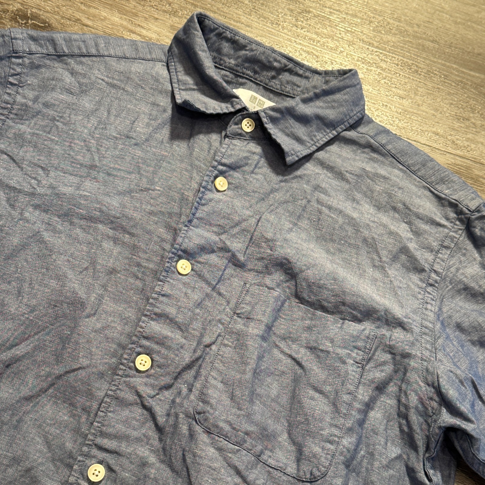 Uniqlo Shirt Mens Small Blue Short Sleeve Button Up Linen Blend Costal Preppy