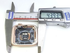 Apple Watch 4 44mm A1978 Gold Smartwatch Cover 810-04683-20 Cache Body  Sense