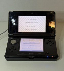 Nintendo 3DS Console Black Edition With Cradle And Charger TESTED/RESET