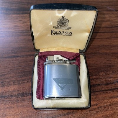 Vintage 1950s Ronson Princess 6090 Lighter w/ Box   Chromium Butler Design Used