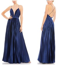 Mac Duggal NWT Plunge Neck Pleated Evening Gown Midnight Blue Size 10 Illusion