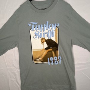 テイラースウィフト1989 CD 未開封 Meet Tシャツ特典付き サイズS 1989 [デラックス・エディション][CD][+DVD] - テイラー・スウィフト