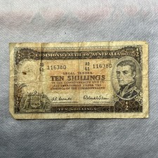 Commonwealth Of Australia Ten Shillings Banknote Coombs Wilson Note AD61.