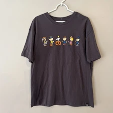 Peanuts Junk Food Charlie Brown Trick Or Treat Halloween Size Men’s Small