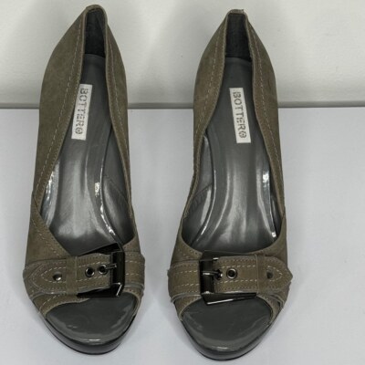 Botter Open Toe Olive Green Pumps