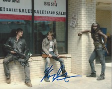 KYLE GALLNER SIGNED AUTHENTIC 'THE WALKING DEAD' ZACH 8x10 PHOTO B w/COA ACTOR