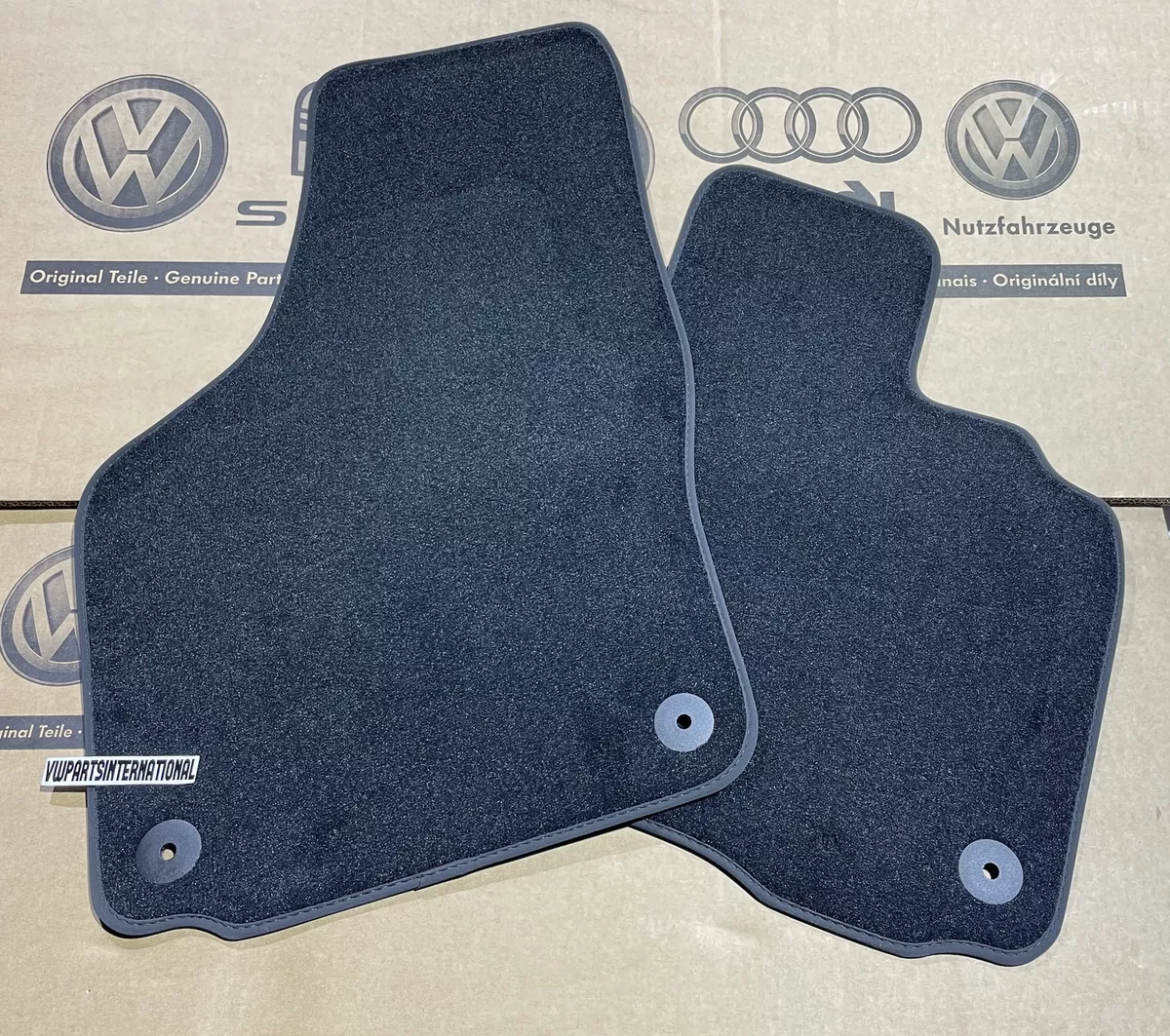 Floor mats for Volkswagen Golf 6 finish GTI (2009-2013) - Discount 20%