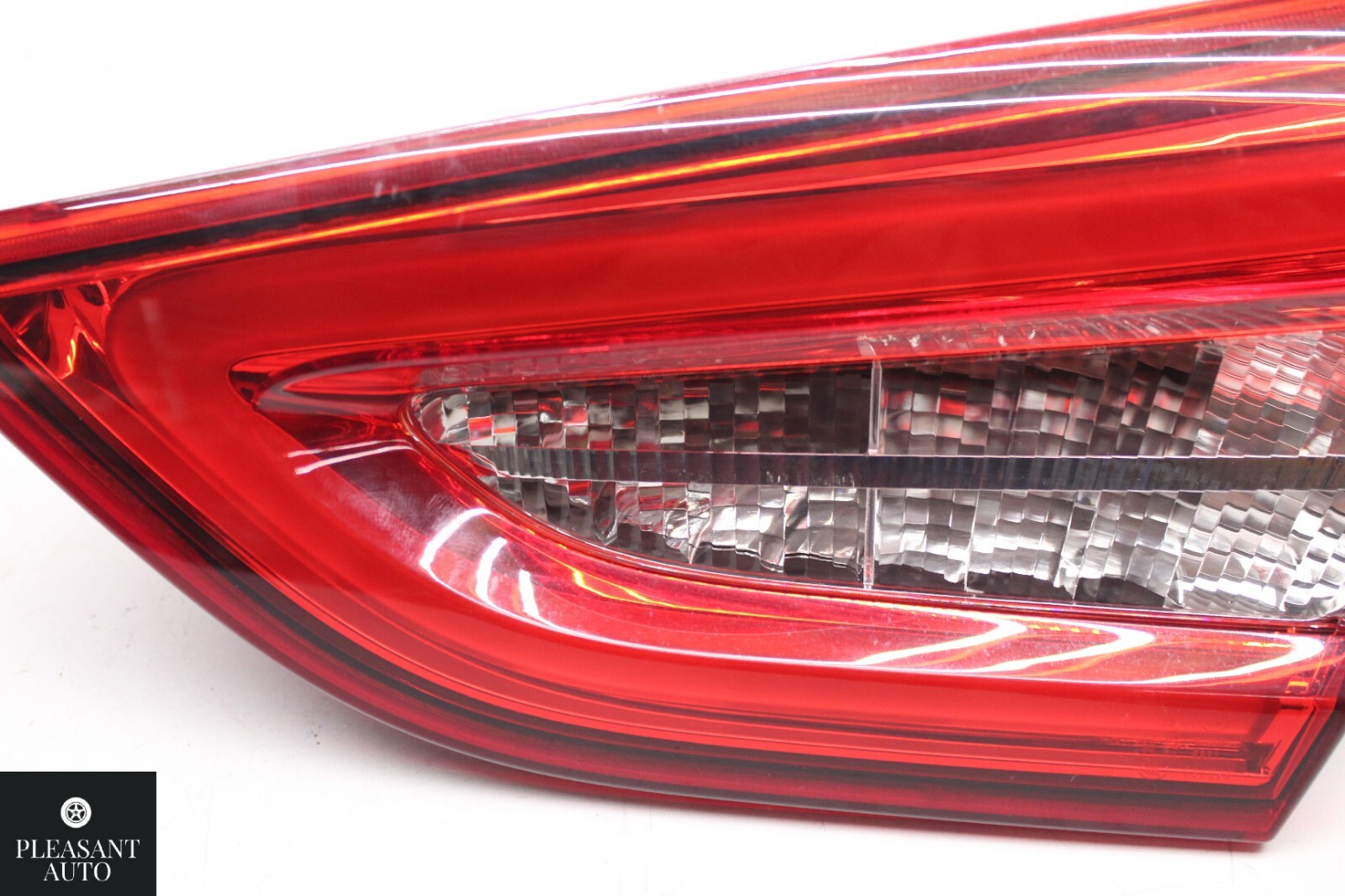 MASERATI QUATTROPORTE REAR RIGHT SIDE INNER TAILLIGHT LIGHT LAMP OEM 2014-2021