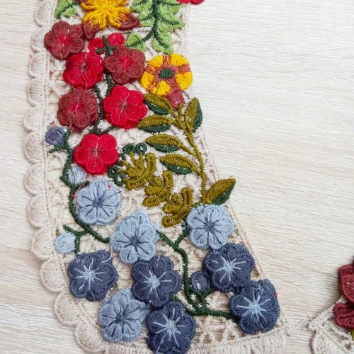 1Pair Flower Lace Neckline Collar Applique Sewing Trim Clothing Floral Patches - Picture 11 of 16